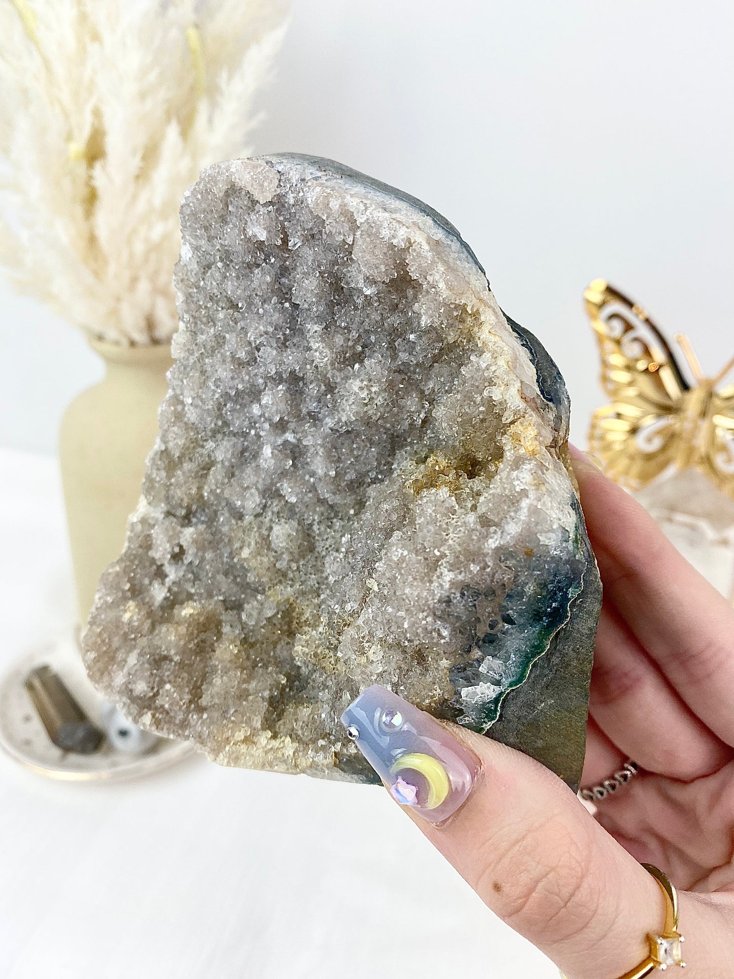 ✧ Sparkly Amethyst Geode — 3. ✧