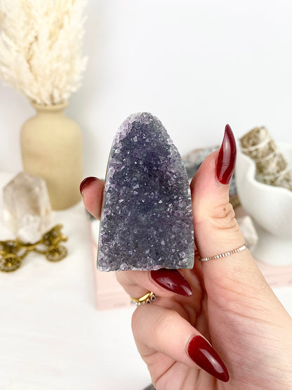 ✧ Sparkly Amethyst Geodes ✧