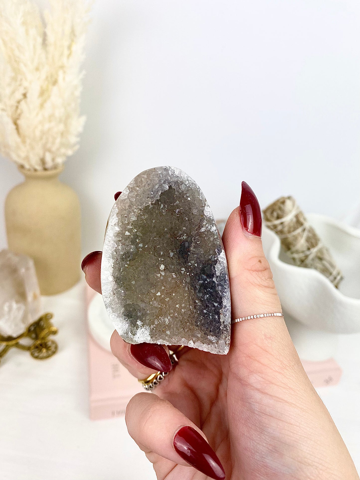 ✧ Sparkly Amethyst Geodes ✧