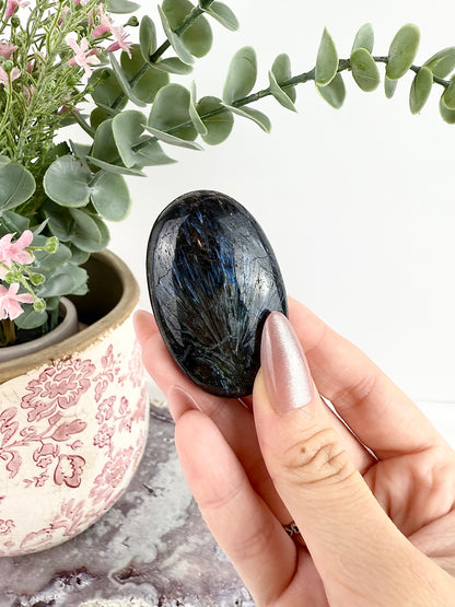 Firework Kyanite Palm Stone