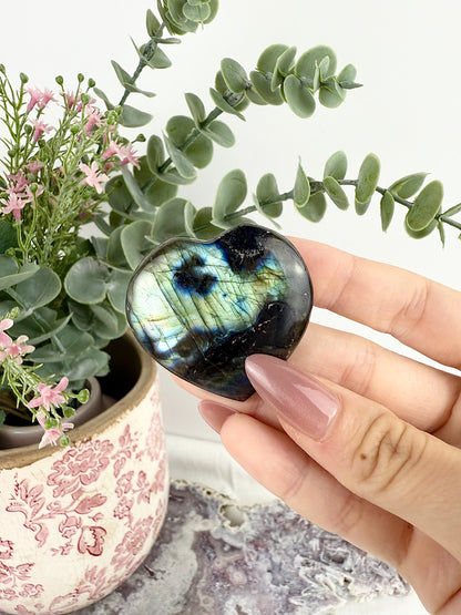 Flashy Labradorite Heart