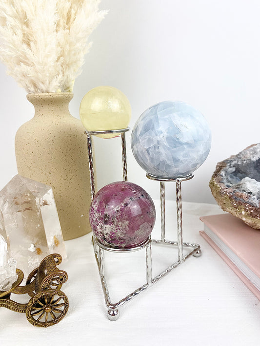 Silver Triple Sphere Stand