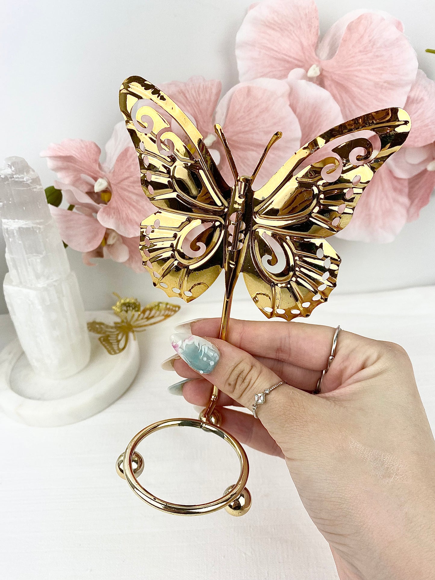 Gold Butterfly Sphere/Crystal Stand