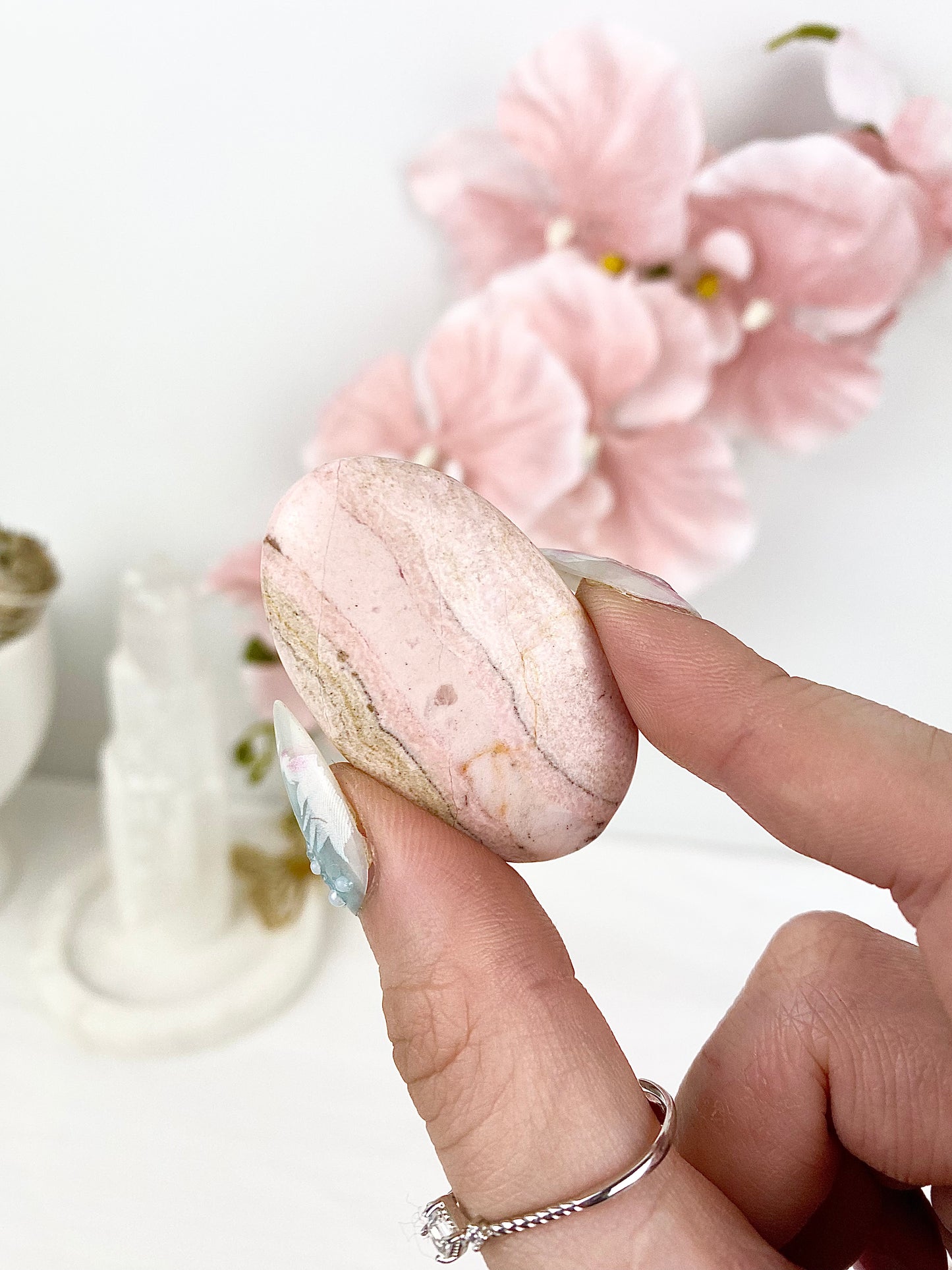 ♡ Pastel Pink Rhodochrosite Palm Stones ♡