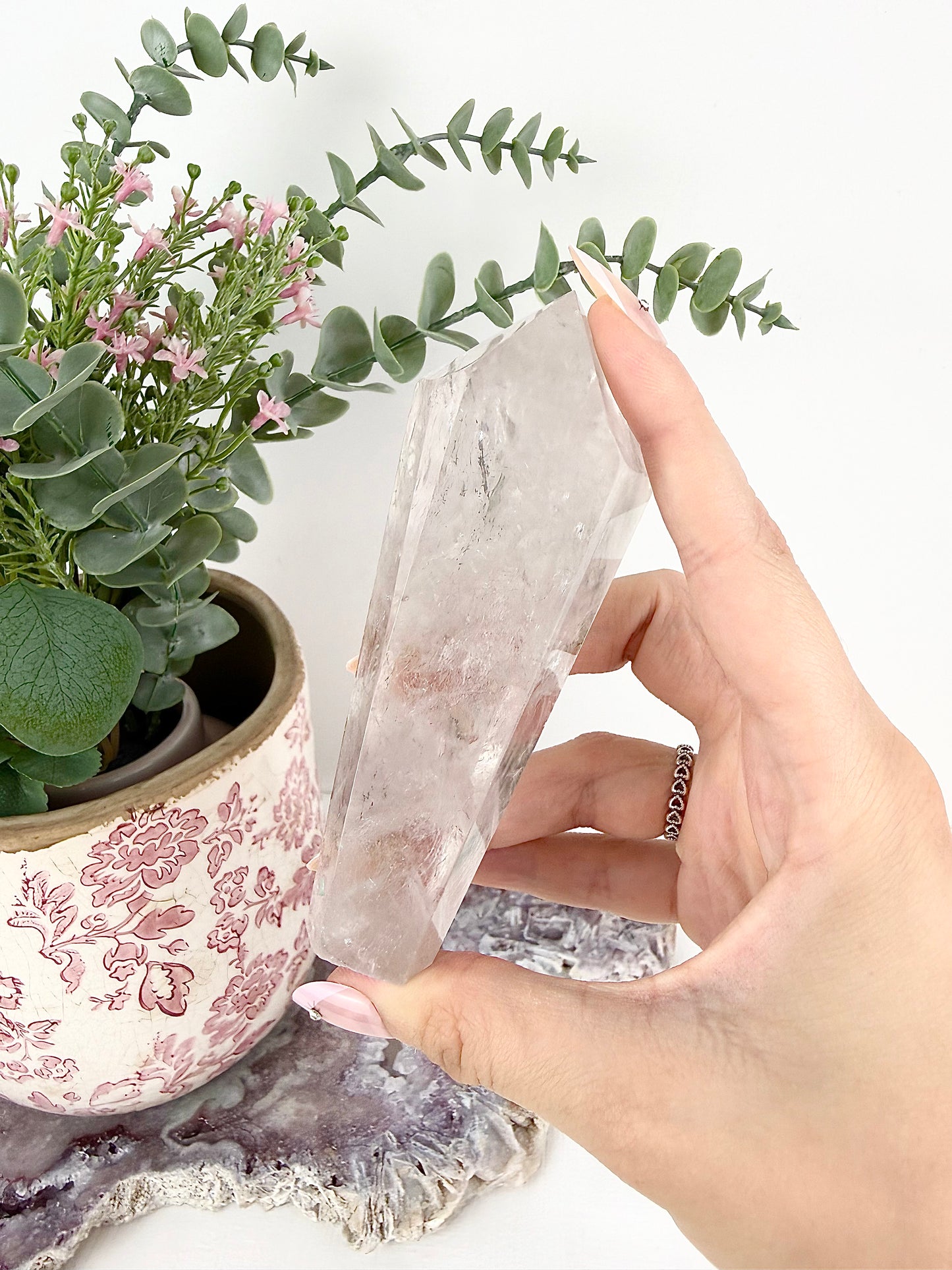 High Quality Light Amethyst Point (with rainbow inclusions!)