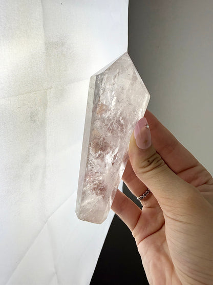High Quality Light Amethyst Point (with rainbow inclusions!)