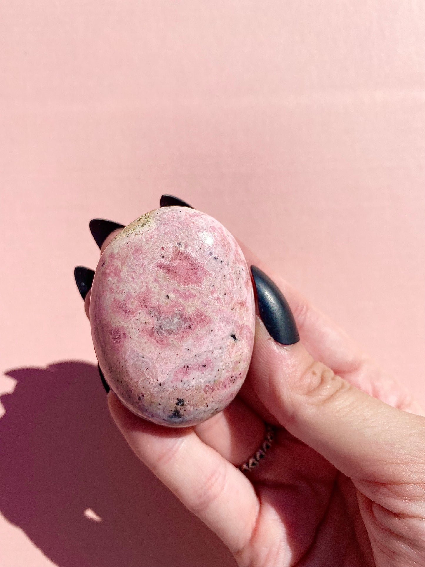 ♡ Peruvian Rhodonite Palmstones ♡