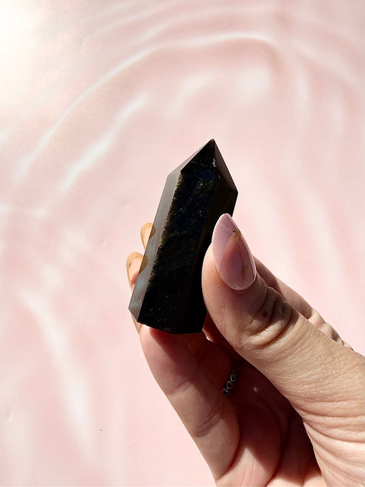 Golden Sheen Obsidian Towers