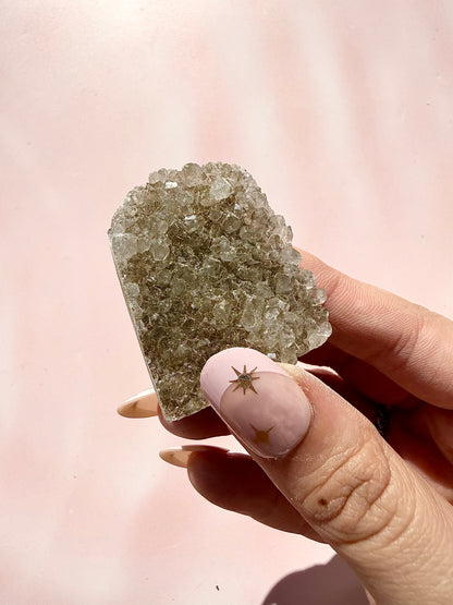 Amethyst Mini Cluster Cutbase