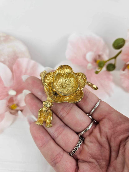 Flower with Bear Gold Sphere Stand