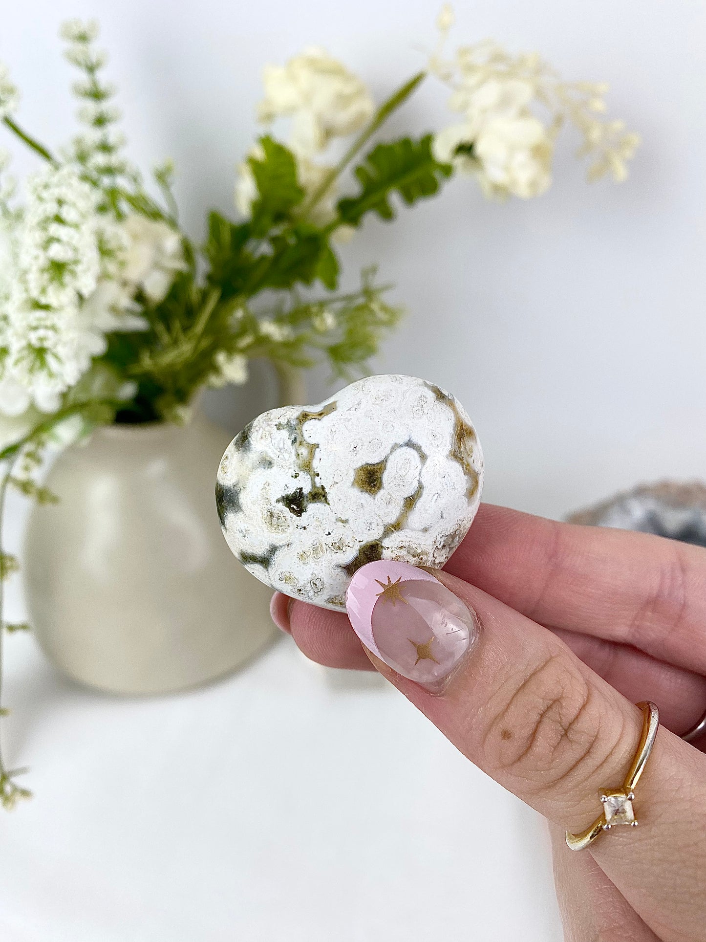 ☁️ Pastel White Ocean Jasper Hearts ☁️