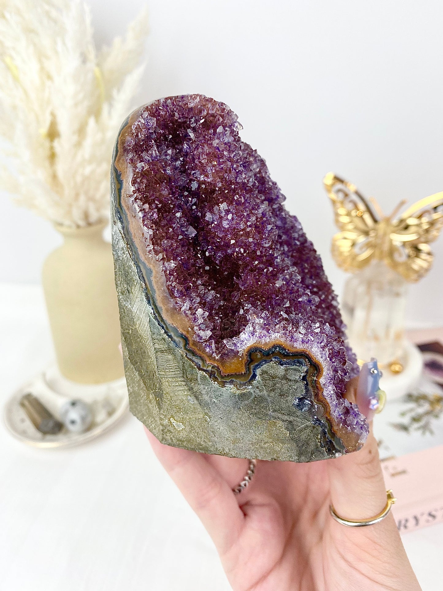 ✧ Sparkly Amethyst Geode — 1. ✧