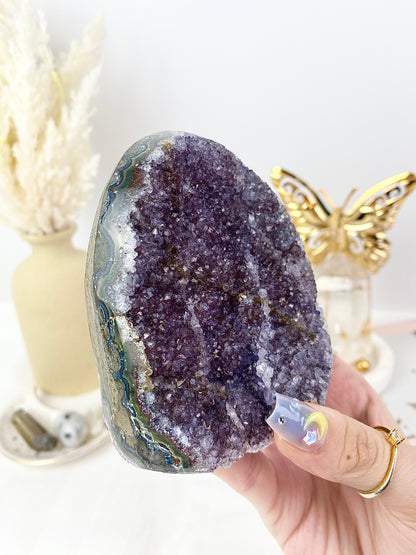 ✧ Sparkly Amethyst Geode — 2. ✧