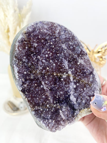 ✧ Sparkly Amethyst Geode — 2. ✧