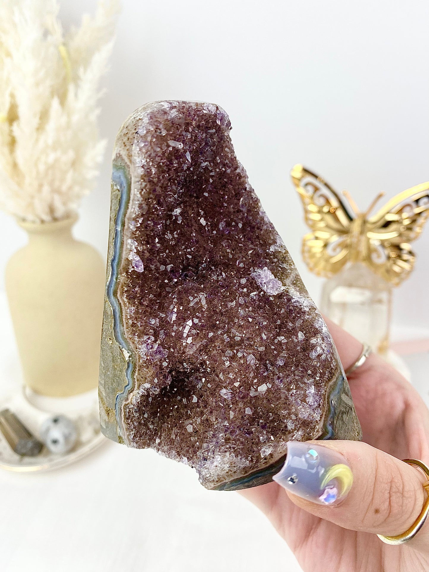 ✧ Sparkly Amethyst Geode — 4. ✧