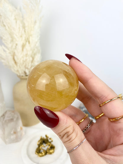 🍯 Honey Calcite Sphere with Swan Stand 🍯